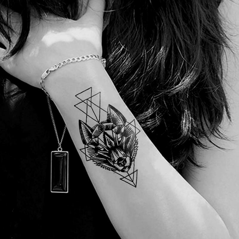 Tatouage éphémère temporaire animaux loup géométrique