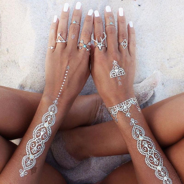 Tatouage éphémère temporaire blanc rosace bijoux collier fleurs
