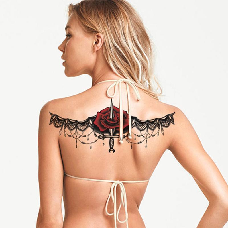 Tatouage éphémère temporaire underboob rose perce dague bijoux
