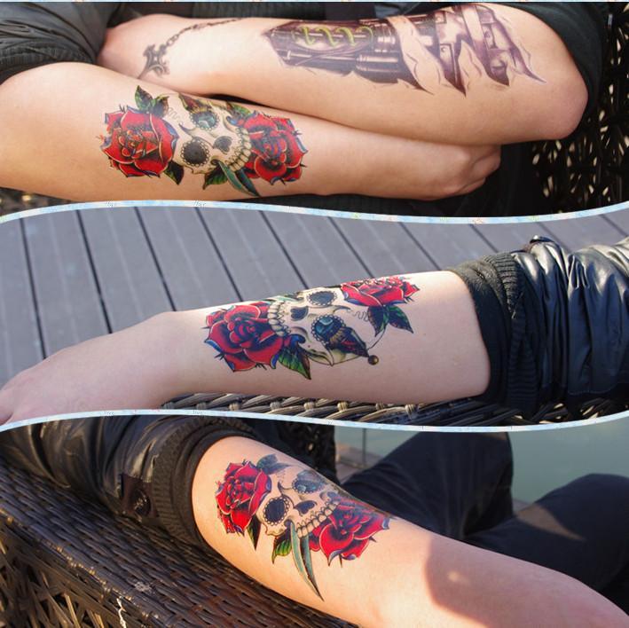 tatouage temporaire dague  rose femme